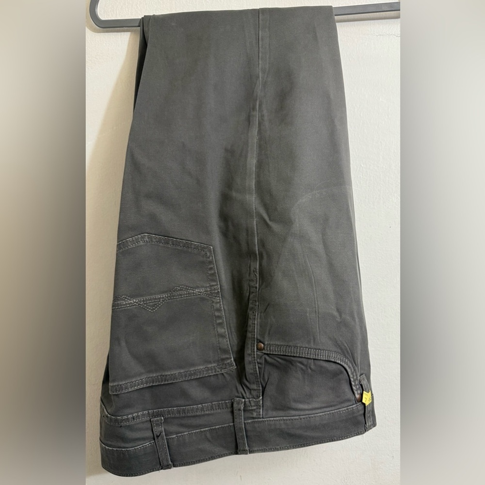 Wrangler‎ Straight Fit Dark Gray Pants Size 38X30
